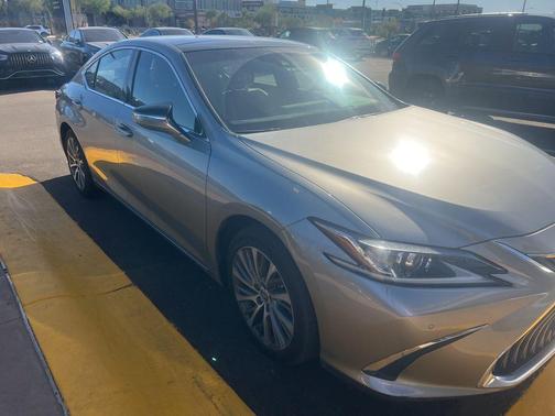 2019 Lexus ES 350 Base