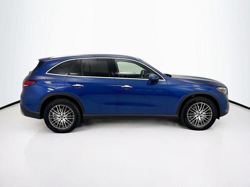 Starling Blue Metallic 2026 Mercedes-Benz GLC 300 Base