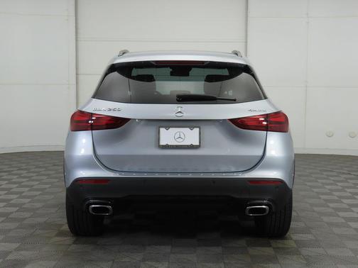 2026 Mercedes-Benz GLA 250 4MATIC