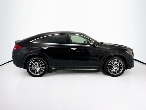 Obsidian Black Metallic 2026 Mercedes-Benz GLE 450 4MATIC