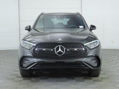 2026 Mercedes-Benz GLC 300 Base