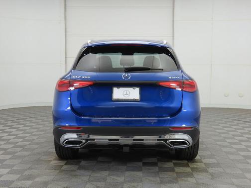2026 Mercedes-Benz GLC 300 4MATIC