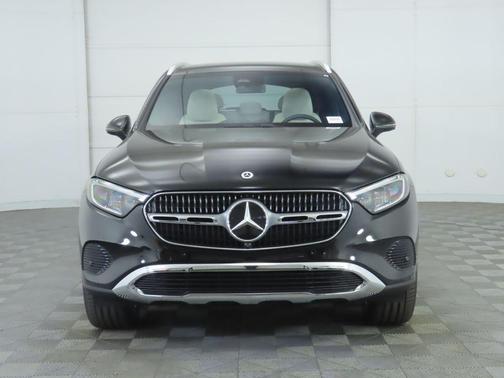 2026 Mercedes-Benz GLC 300 Base