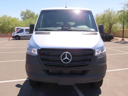 2025 Mercedes-Benz Sprinter 2500 Standard Roof