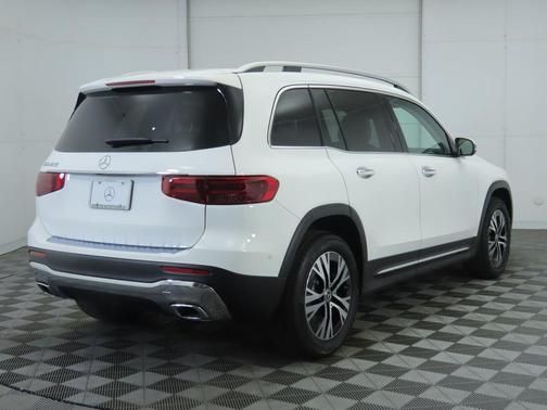 2026 Mercedes-Benz GLB 250 Base