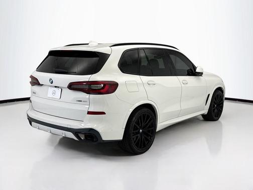 Alpine White 2023 BMW X5 sDrive40i