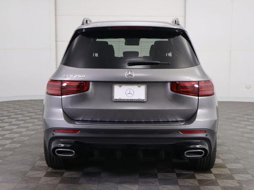 2025 Mercedes-Benz GLB 250 Base