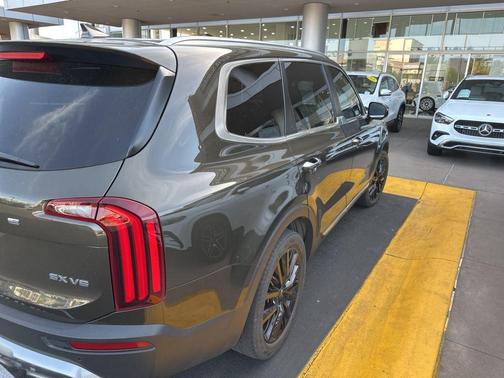 Dark Moss 2021 Kia Telluride SX
