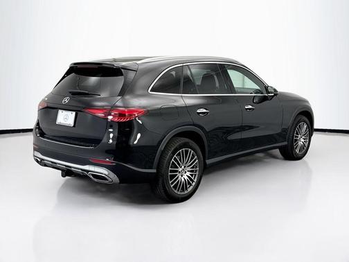 2026 Mercedes-Benz GLC 300 Base