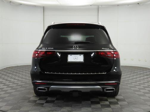 2026 Mercedes-Benz GLS 450 4MATIC