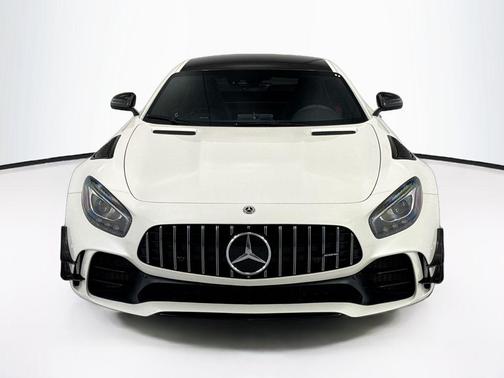 Diamond White 2018 Mercedes-Benz AMG GT R