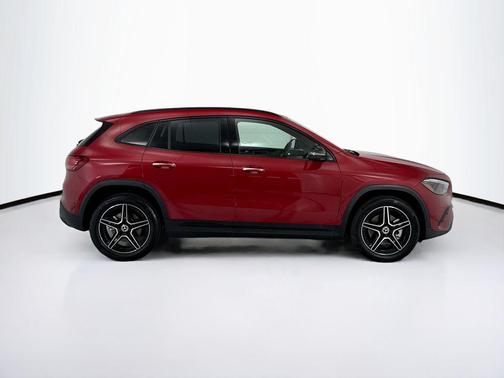 MANUFAKTUR Patagonia Red Metallic 2026 Mercedes-Benz GLA 250 4MATIC