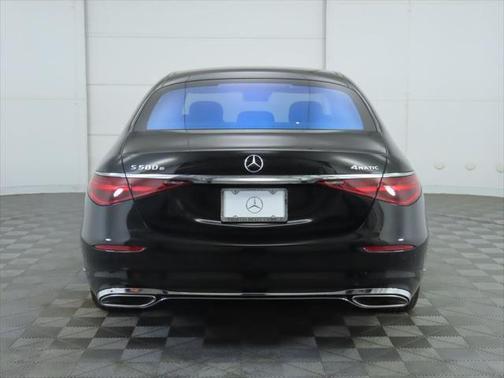 Obsidian Black Metallic 2026 Mercedes-Benz S-Class S 580 4MATIC