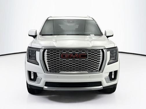 Summit White 2023 GMC Yukon Denali