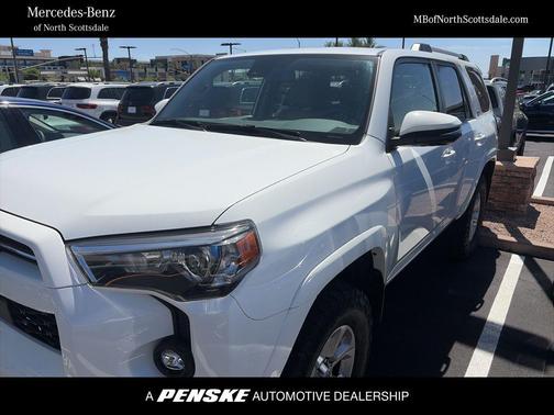 White 2022 Toyota 4Runner SR5 Premium