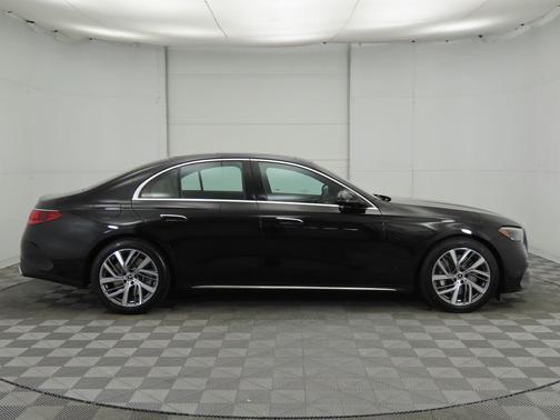 2025 Mercedes-Benz E-Class 4MATIC