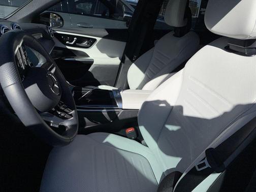 2025 Mercedes-Benz GLC 300 4MATIC Coupe