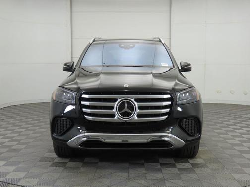 2026 Mercedes-Benz GLS 450 4MATIC
