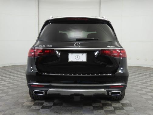 2026 Mercedes-Benz GLS 450 4MATIC