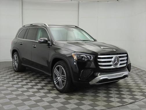2026 Mercedes-Benz GLS 450 4MATIC