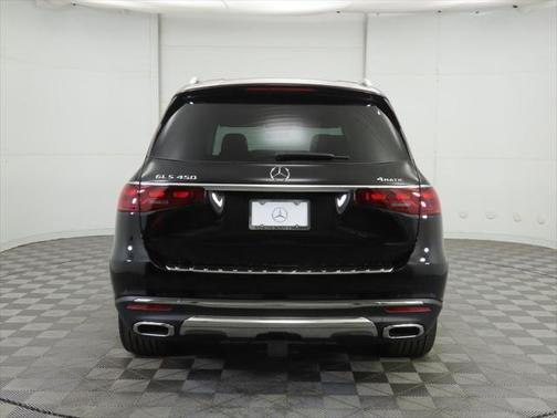2026 Mercedes-Benz GLS 450 4MATIC