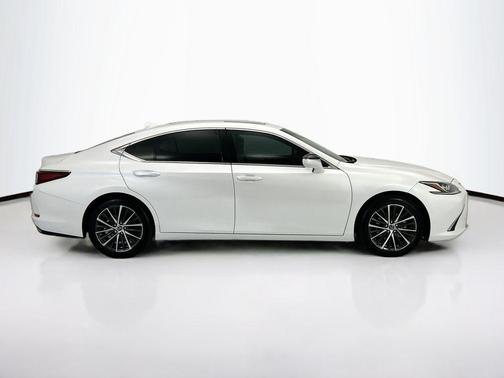 Eminent White Pearl 2023 Lexus ES 350 Base
