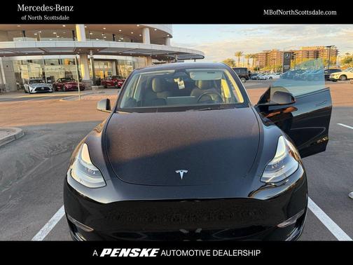 2023 Tesla Model Y Long Range Dual Motor All-Wheel Drive