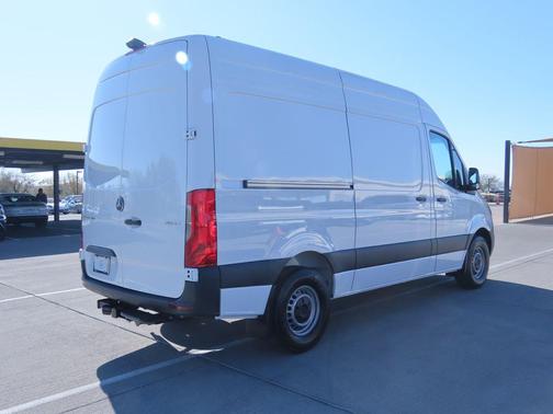 2025 Mercedes-Benz Sprinter 2500 Standard Roof