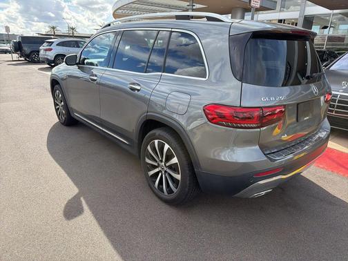 2022 Mercedes-Benz GLB 250 Base