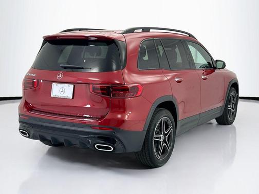 MANUFAKTUR Patagonia Red Metallic 2026 Mercedes-Benz GLB 250 Base