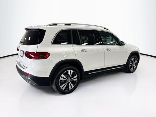 2025 Mercedes-Benz GLB 250 Base