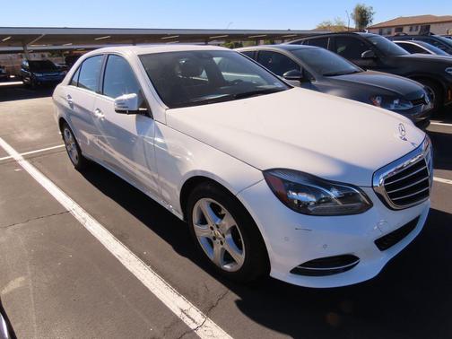 2016 Mercedes-Benz E-Class 4MATIC