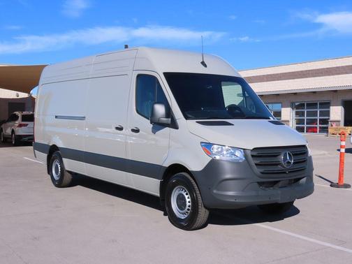 2025 Mercedes-Benz Sprinter 2500 High Roof