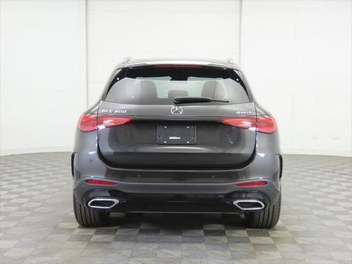 2026 Mercedes-Benz GLC 300 4MATIC