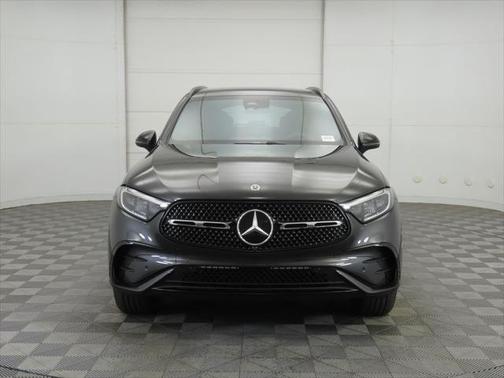2026 Mercedes-Benz GLC 300 4MATIC