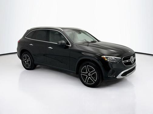Black 2026 Mercedes-Benz GLC 300 4MATIC