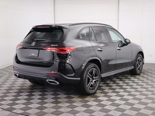 2026 Mercedes-Benz GLC 300 4MATIC