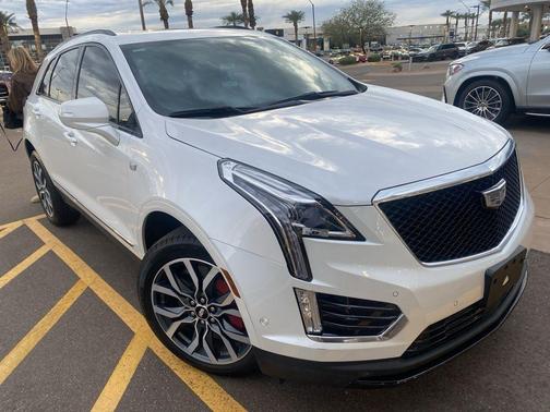 2024 Cadillac XT5 Sport
