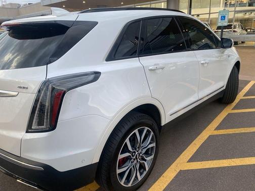2024 Cadillac XT5 Sport