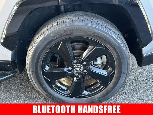 2021 Toyota RAV4 Hybrid SE