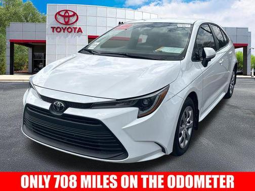 Ice Cap 2025 Toyota Corolla LE