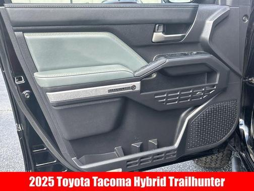 2025 Toyota Tacoma Hybrid Trailhunter
