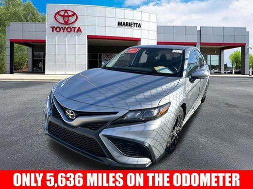 2023 Toyota Camry SE