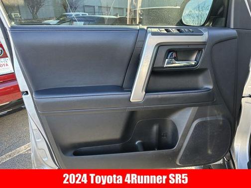 2024 Toyota 4Runner SR5