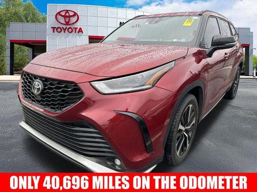 2022 Toyota Highlander XSE