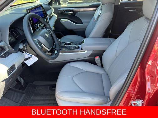 2025 Toyota Highlander Limited