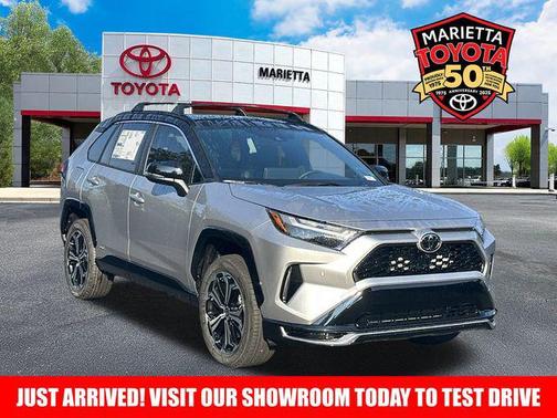 2025 Toyota RAV4 Hybrid SE