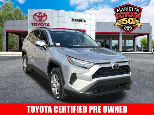 2022 Toyota RAV4 XLE