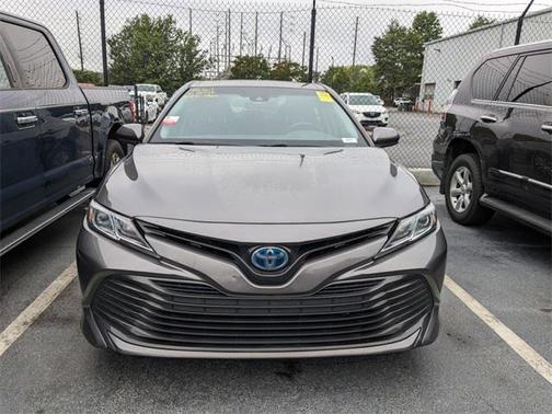 2018 Toyota Camry Hybrid SE