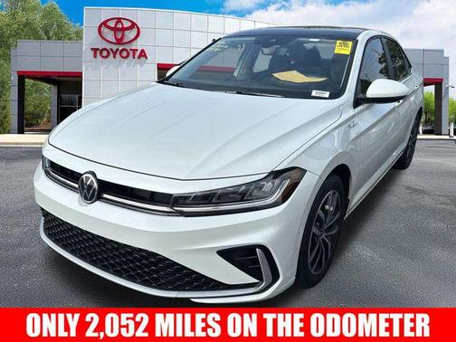 2025 Volkswagen Jetta 1.5T SE